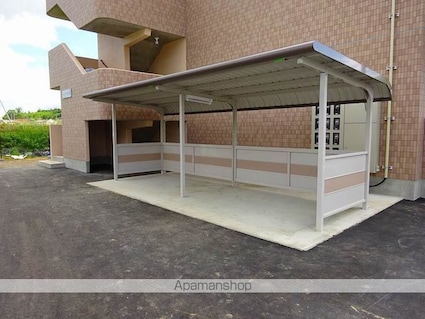 ユーミーＳＡＫＡＥ[2LDK/51.78m2]の共用部2