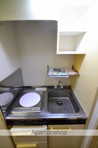 アヴェニュー佐方の内装写真