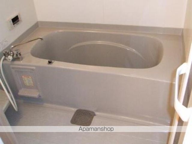 グランドールシャトーA棟の内装写真