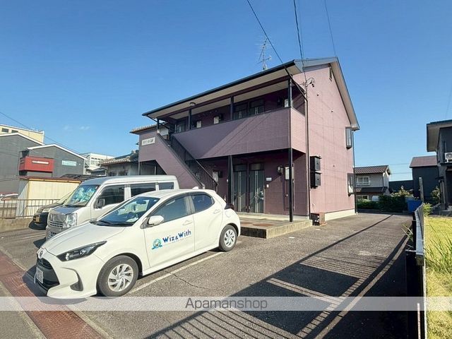 ルミエール六反の外観写真