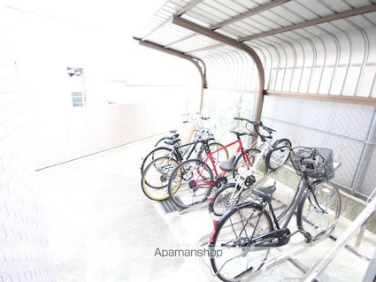 Ｇｒａｎｄｍａｒｅ１８[1R/28.6m2]の共用部3