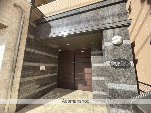 ビリオネアS竹屋の玄関写真