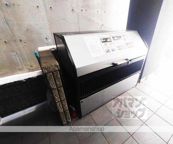 コンフォレスト三条の外観写真
