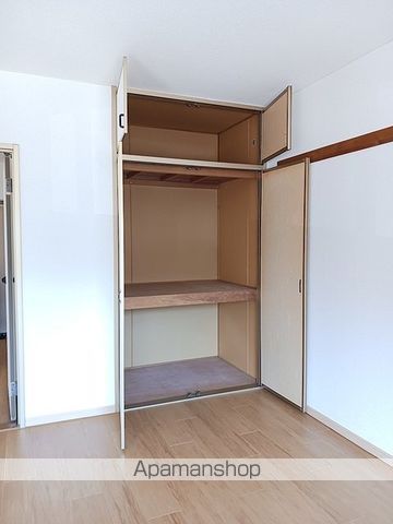 ニューシティー八栗口Bの内装写真