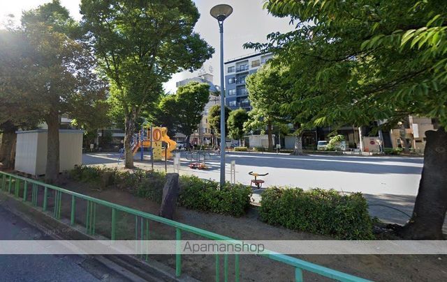 ラミアカーサ MAの周辺写真