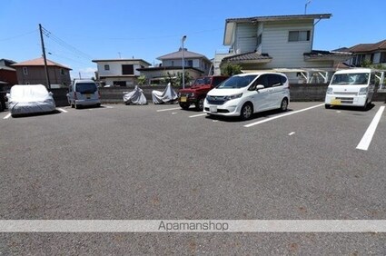 クラリス　ティアラ[1LDK/40.1m2]の駐車場