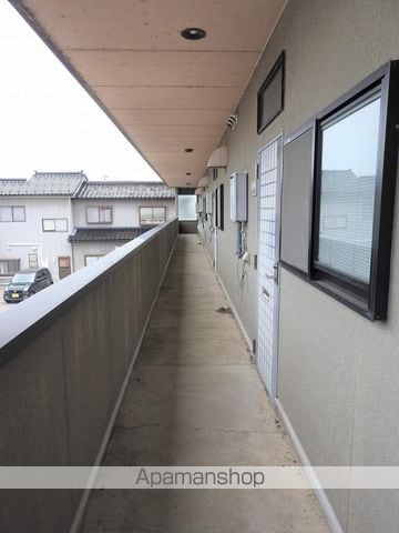 エクセル三日市の玄関写真