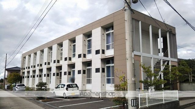 レオパレス坂出の外観写真