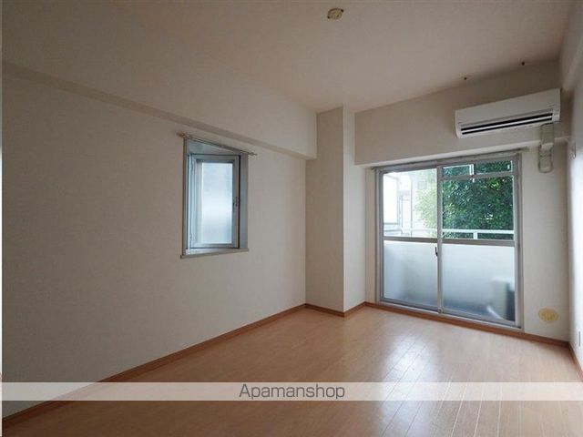ロイヤルヒルズ高松の内装写真