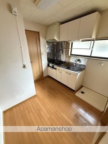 レジデンス中山IVの内装写真