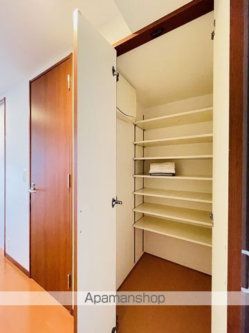 レジディア高岳の内装写真