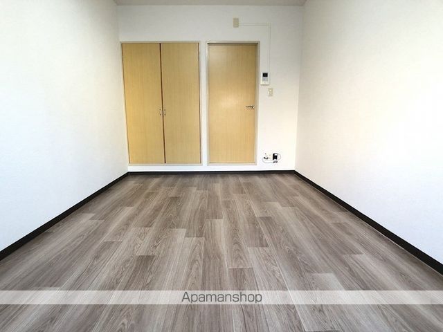 ロイヤルロードの内装写真
