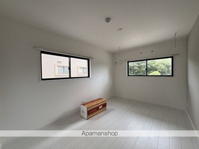 A.REK SHIROYAMAの内装写真