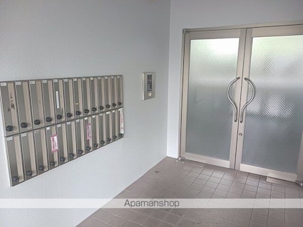 グラン　アルカンシエル[1K/28.9m2]のエントランス