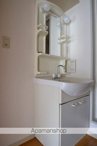 カトレアハイツ A棟の内装写真