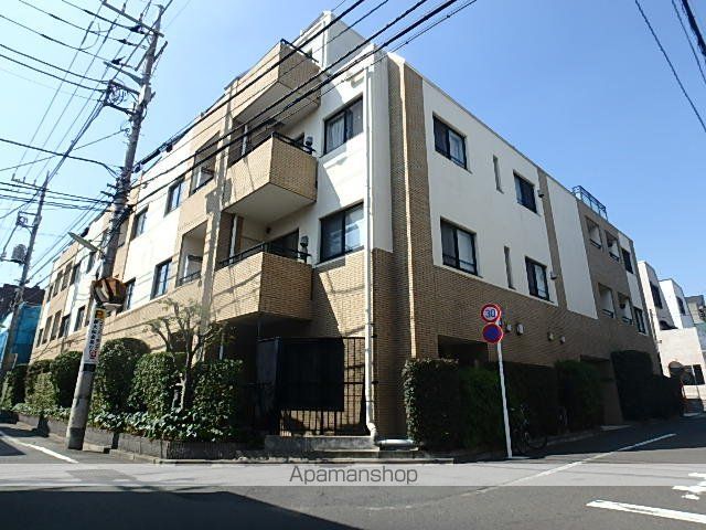 レジデンス三宿の外観写真