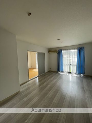 吉田HDSハイムB棟の内装写真