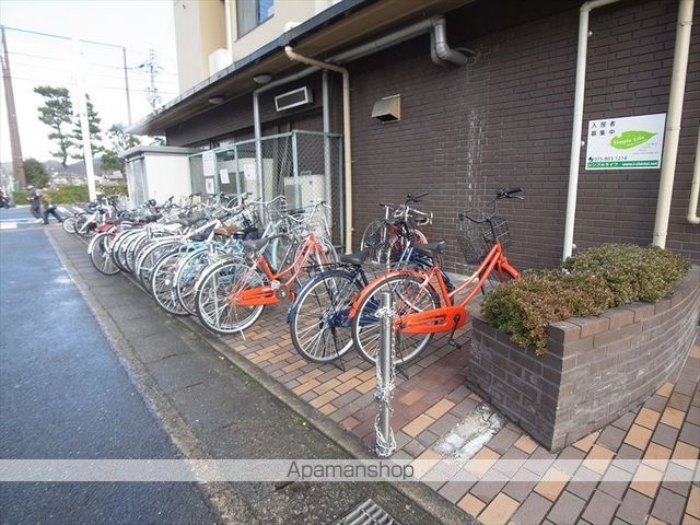 岩倉中大鷺町マンションの外観写真