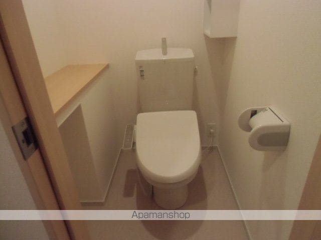 コッティ クワハラIの内装写真