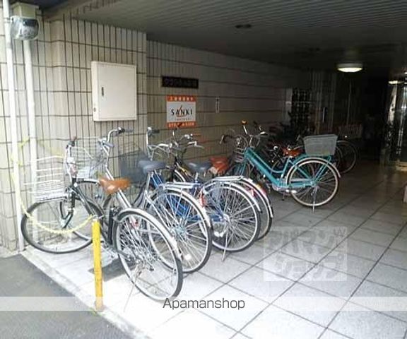 クラシカル志音の玄関写真