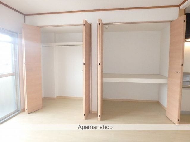 ニューマリッチ愛の内装写真