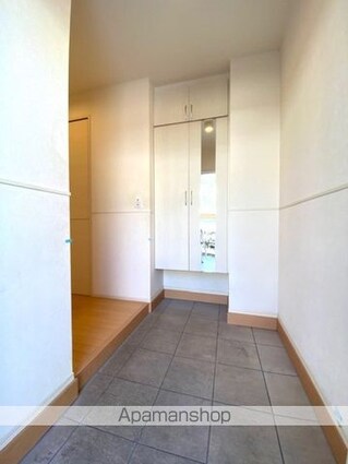 コモレビ大蔵　Ｊ[3LDK/88.92m2]の玄関