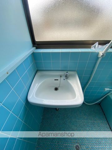中内貸家の内装写真