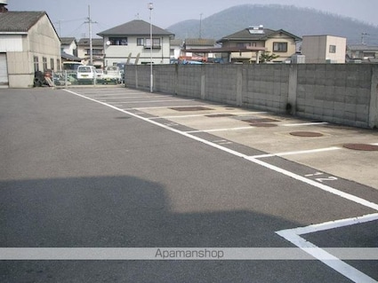 第二美鈴マンション[3DK/56.76m2]の駐車場