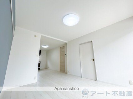ディアス芳居　Ｂ棟[2LDK/54.9m2]の内装1
