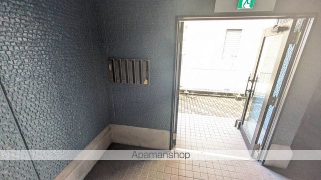 ニューハイコンスIIの玄関写真