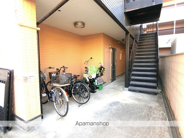 シャルム東園田の玄関写真