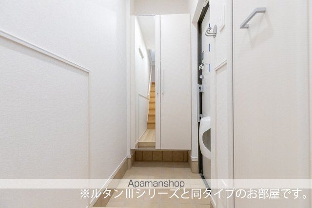 ラヴィアンローズの内装写真
