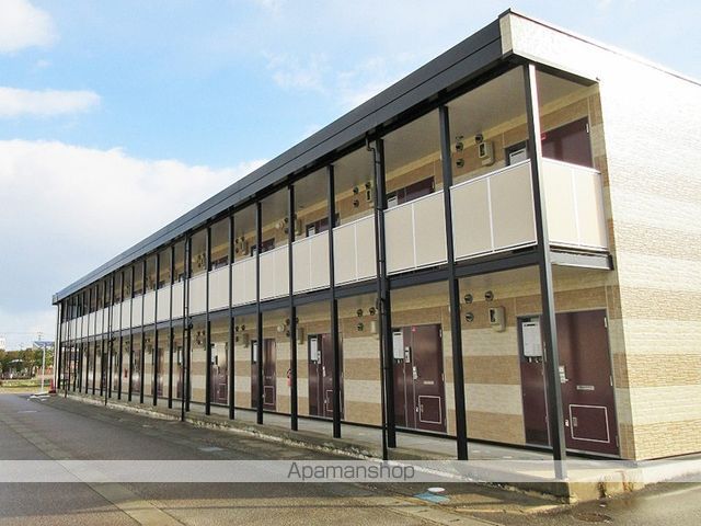 レオパレスパストラル 砺波