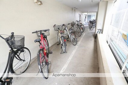 コーワコーポ第１５小平[2DK/44.35m2]の駐車場