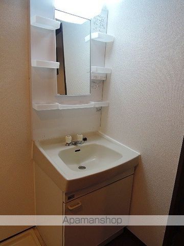 レインボー荒田IIの内装写真