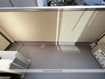 メゾン甲州[1K/26.15m2]のバルコニー