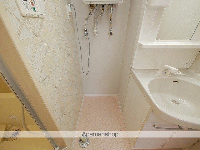 ディスティニーIIの内装写真