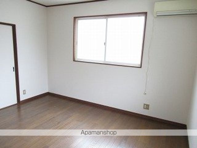 Yセフティの内装写真