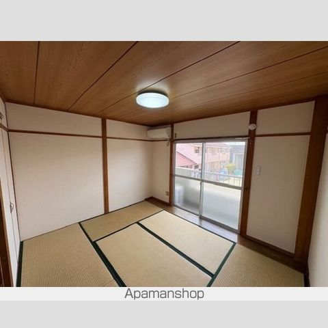 レイクグリーン三好 A棟の内装写真