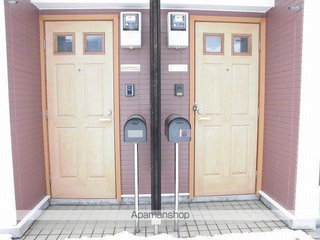 メゾン東明の玄関写真