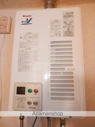 ローヤルハイツ菊水元町の内装写真