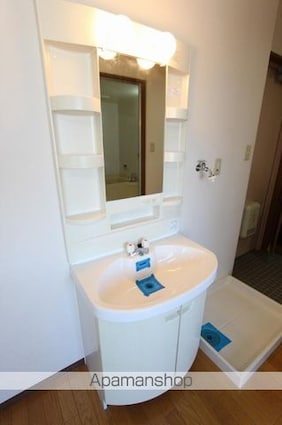 松本ビル（栗林）[1DK/36m2]の洗面所