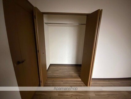 メゾンクレーネ弐番館[2LDK/55.8m2]の収納