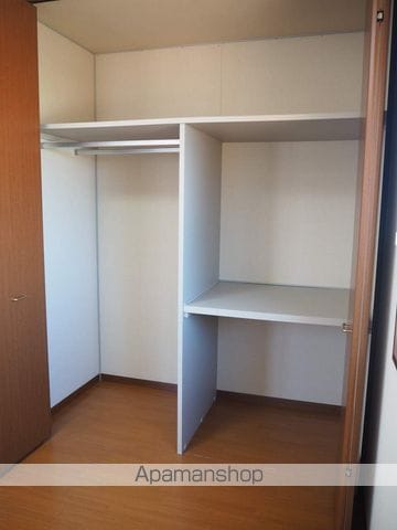 レイヤマザキの内装写真