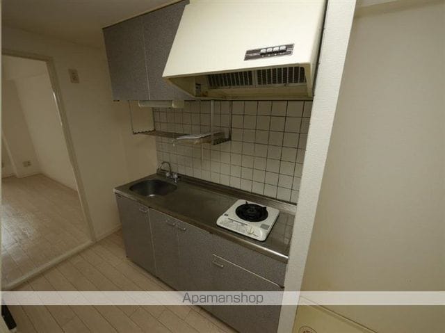 ロイヤルヒルズ柳生IIIの内装写真