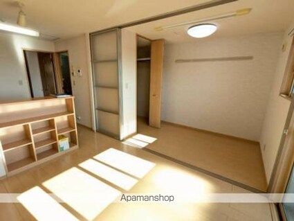 ローリエＫ[1LDK/33.39m2]の内装1