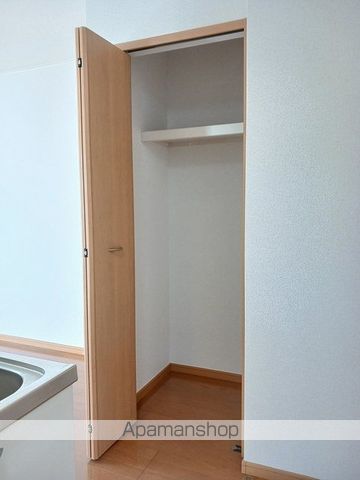 プリムローズの内装写真