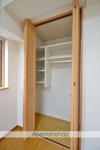 ラフィーネ大供の内装写真