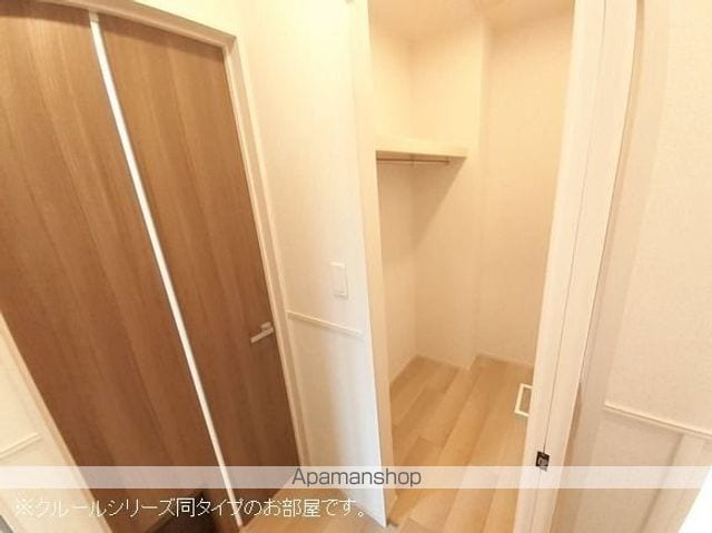 シャイニードリーム Bの内装写真