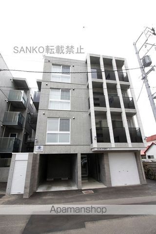 LUX FORTの外観写真
